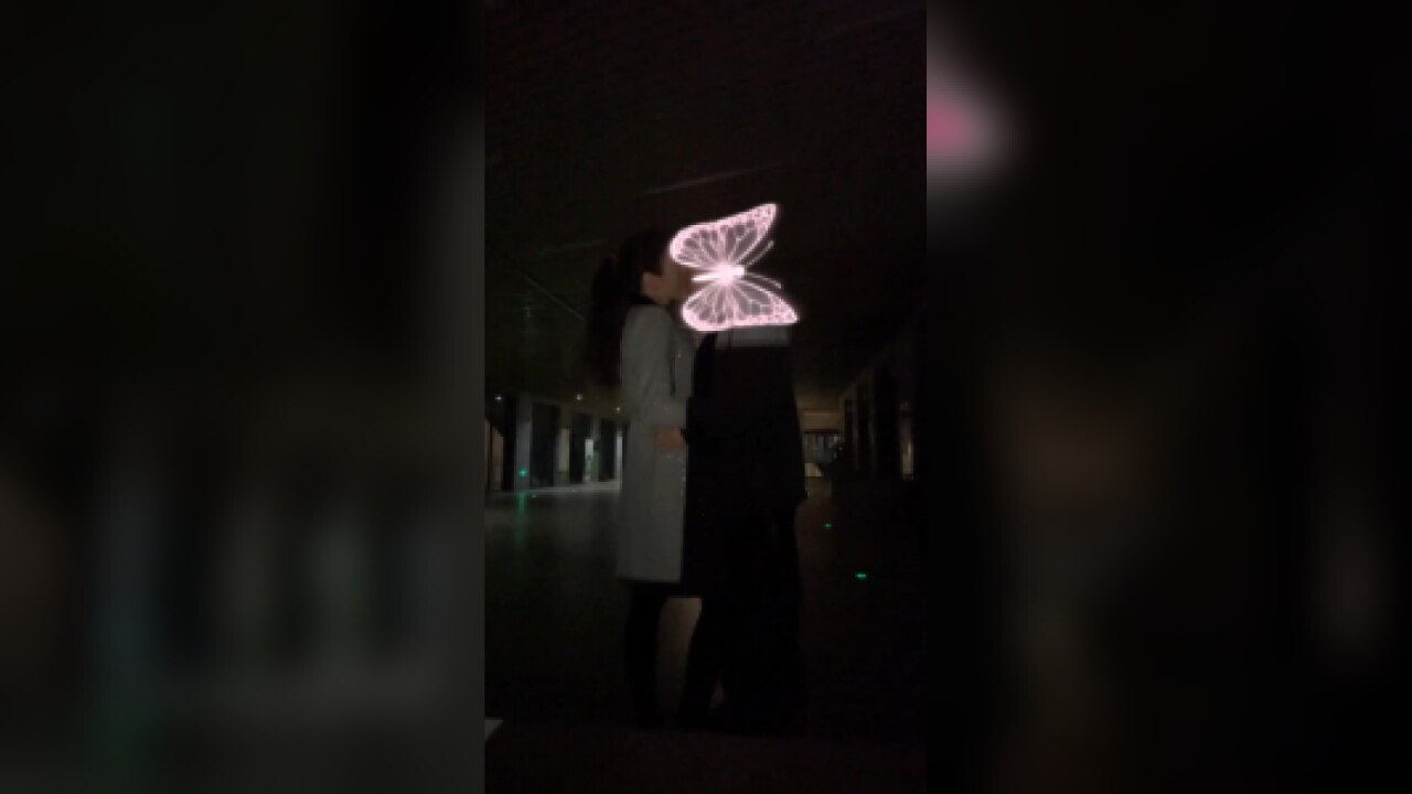 重庆骚熟女大厅野战奈何男主是个快枪手