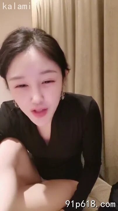 气质花店老板娘少妇！非常符合中国人审美的美女！真的太有气质了！